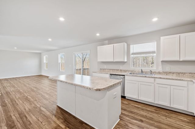 679 Heavenly Days Street, Inman, SC 29349