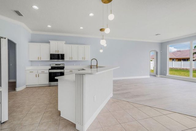 258 TERRANOVA BOULEVARD, Winter Haven, FL 33880