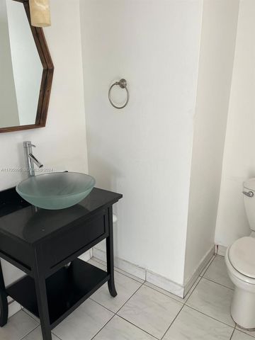 1075 NE Miami Gardens Drive 205, Miami, FL 33179