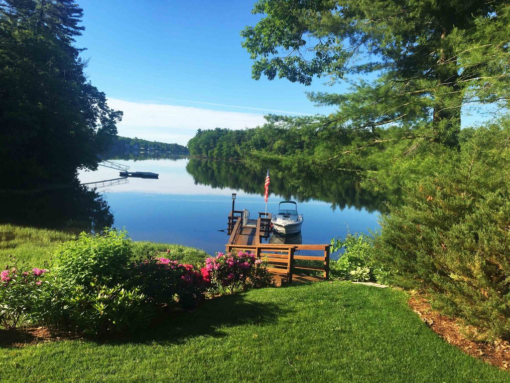 25 Nute Road, Dover, NH 03820