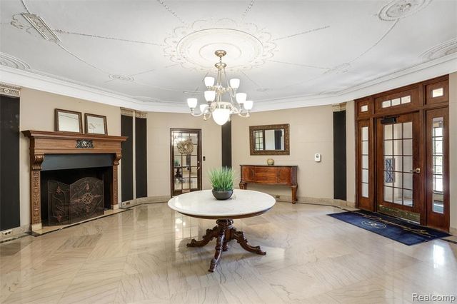 2900 E Jefferson Avenue, Detroit, MI 48207