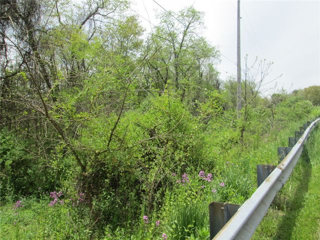 208 Briar Hill Rd, East Franklin Twp, PA 16201