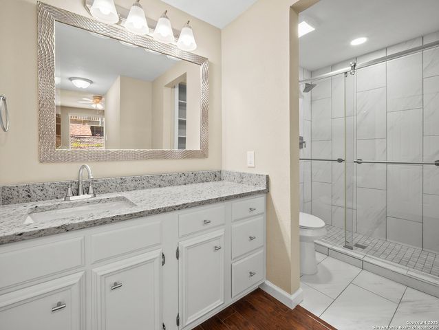 3678 Hidden Dr Apt 1804, San Antonio, TX 78217