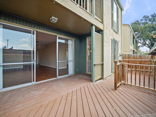 3678 Hidden Dr Apt 1804, San Antonio, TX 78217