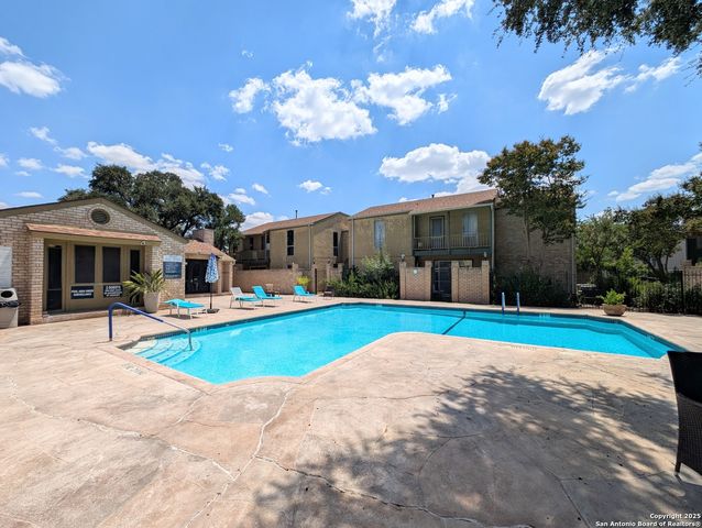 3678 Hidden Dr Apt 1804, San Antonio, TX 78217
