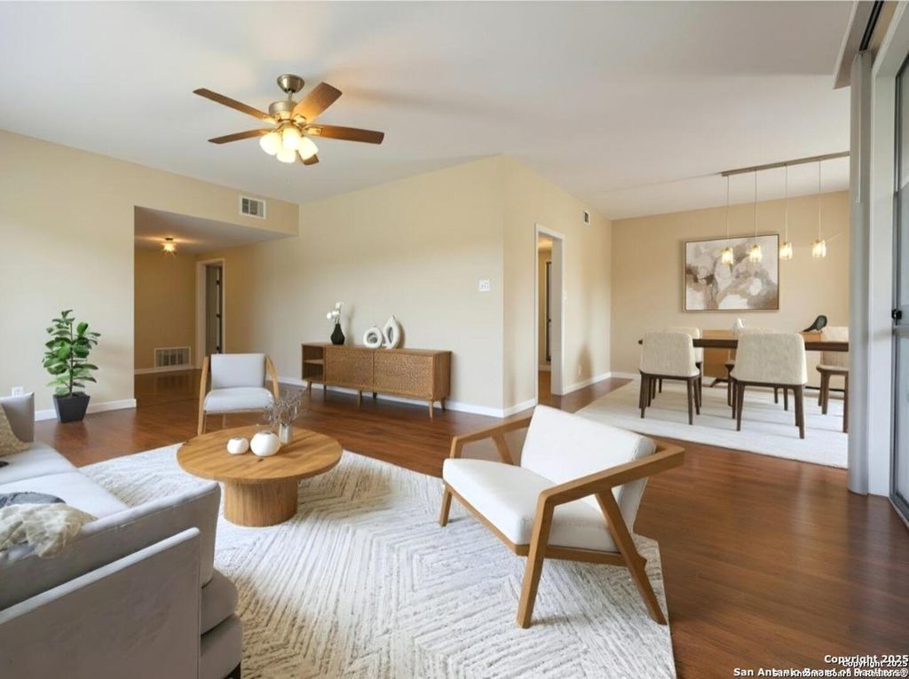 3678 Hidden Dr Apt 1804, San Antonio, TX 78217