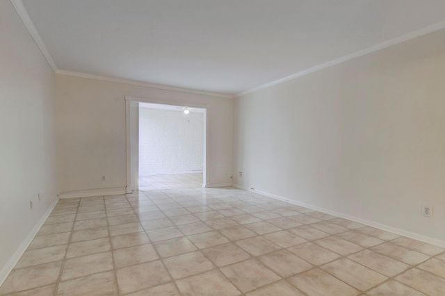 353 N Post Oak Lane 820, Houston, TX 77024