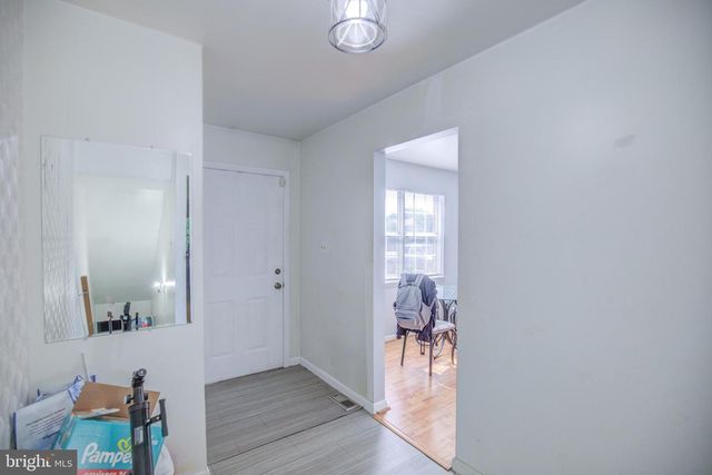 15048 CHERRYDALE DR, Woodbridge, VA 22193