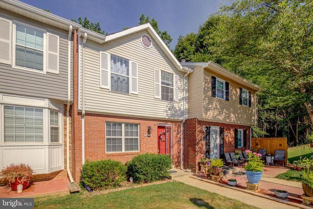 15048 CHERRYDALE DR, Woodbridge, VA 22193