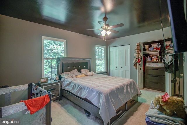 15048 CHERRYDALE DR, Woodbridge, VA 22193