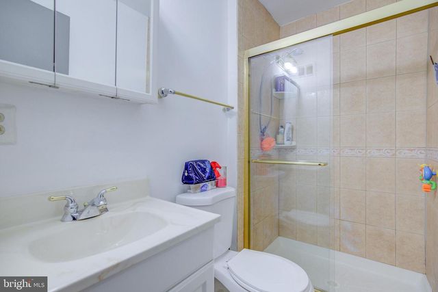 15048 CHERRYDALE DR, Woodbridge, VA 22193