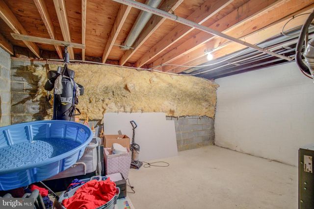 15048 CHERRYDALE DR, Woodbridge, VA 22193