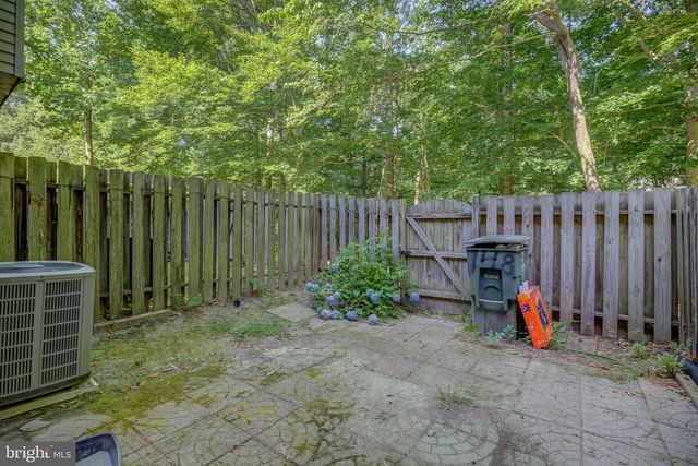 15048 CHERRYDALE DR, Woodbridge, VA 22193