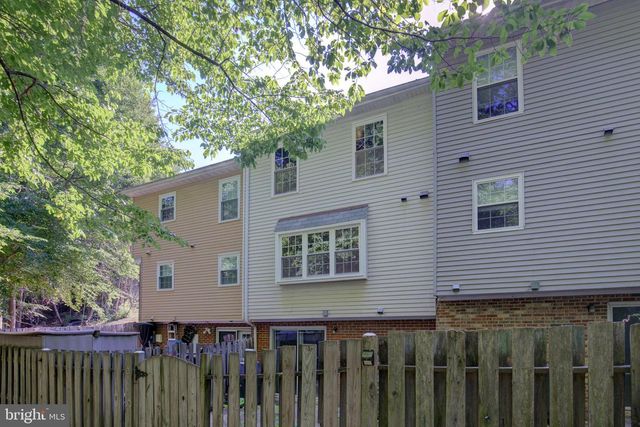 15048 CHERRYDALE DR, Woodbridge, VA 22193