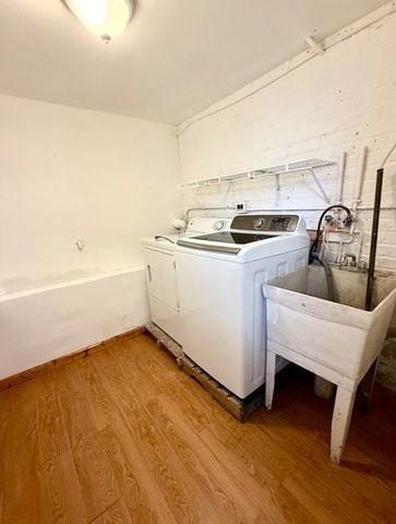 3439 S CLAREMONT Avenue, Chicago, IL 60608