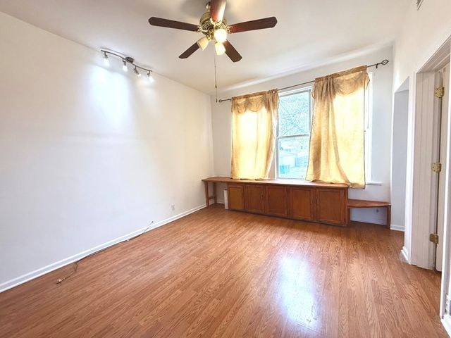 3439 S CLAREMONT Avenue, Chicago, IL 60608