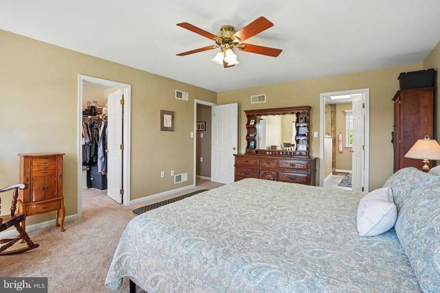3 SHEELEY LANE, Boiling Springs, PA 17007