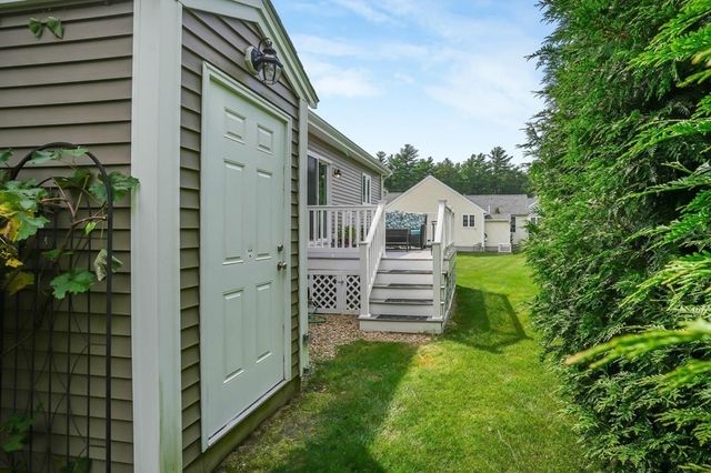 75 Bear Paw Trl 75, Taunton, MA 02718