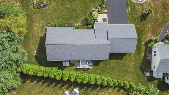 75 Bear Paw Trl 75, Taunton, MA 02718