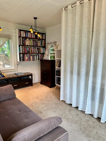 1337 Lincoln Street, Ferndale, CA 95536