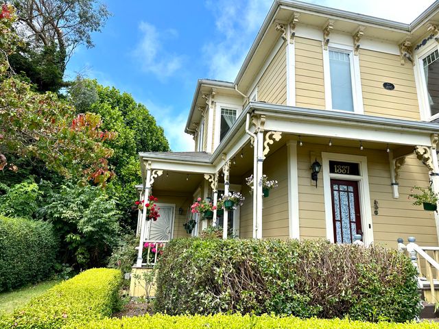 1337 Lincoln Street, Ferndale, CA 95536
