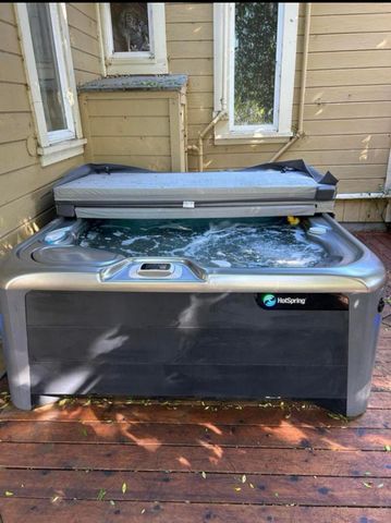 1337 Lincoln Street, Ferndale, CA 95536