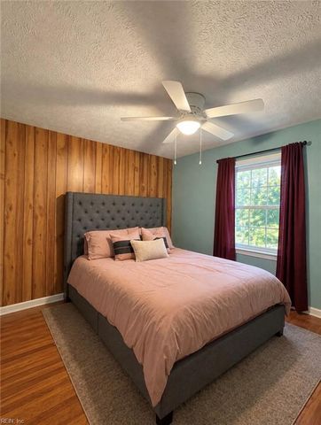 109 Winchester DR, Hampton, VA 23666