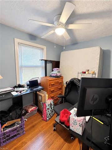 109 Winchester DR, Hampton, VA 23666