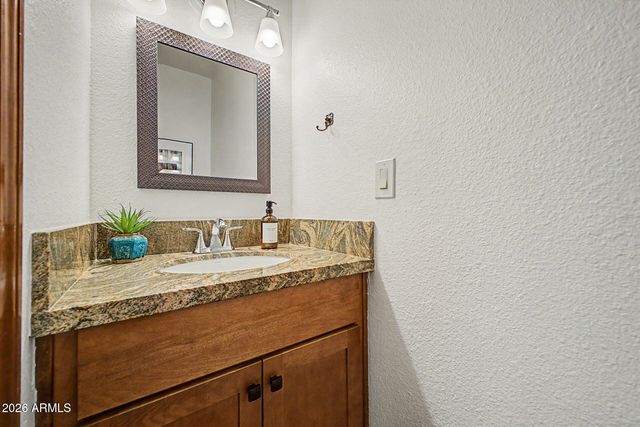 7644 W BLUEFIELD Avenue, Glendale, AZ 85308