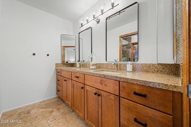 7644 W BLUEFIELD Avenue, Glendale, AZ 85308