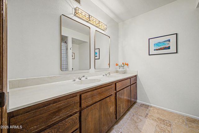 7644 W BLUEFIELD Avenue, Glendale, AZ 85308