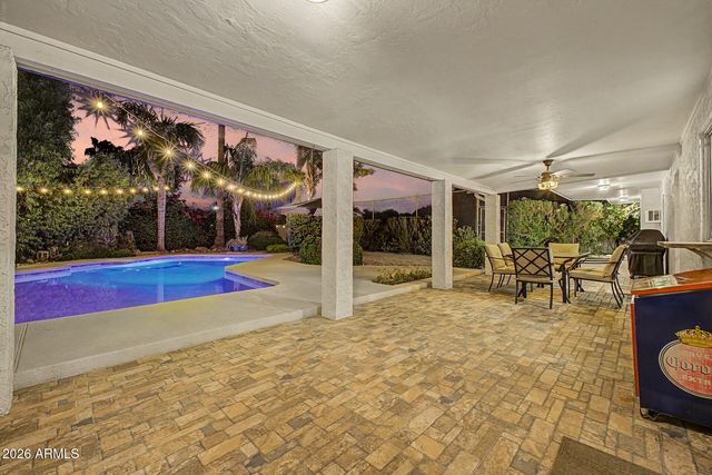 7644 W BLUEFIELD Avenue, Glendale, AZ 85308