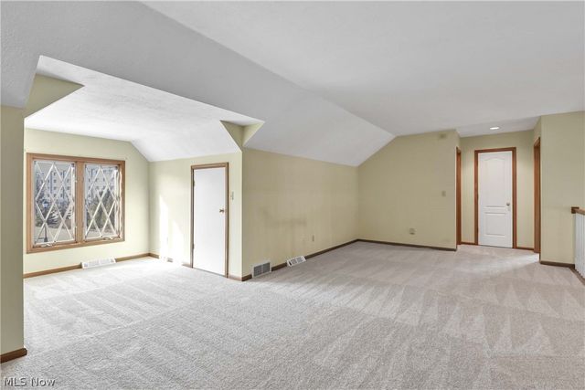 1 Aberdeen Court, Rocky River, OH 44116