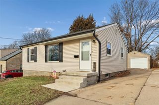 919 Watrous Avenue, Des Moines, IA 50315