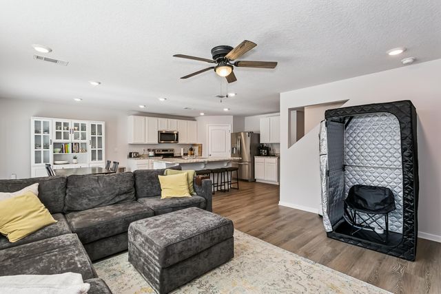 3516 Malus Court, Crestview, FL 32539