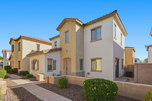 4678 E REDFIELD Road, Gilbert, AZ 85234