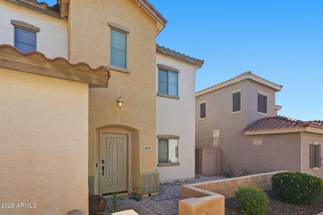 4678 E REDFIELD Road, Gilbert, AZ 85234