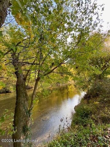 1193 Castlerock Dr, Shepherdsville, KY 40165