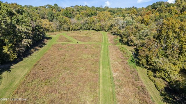 1193 Castlerock Dr, Shepherdsville, KY 40165
