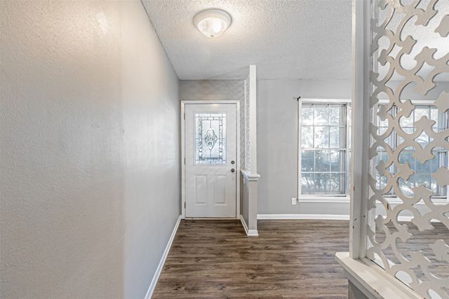 200 S Birch Street, Van, TX 75790