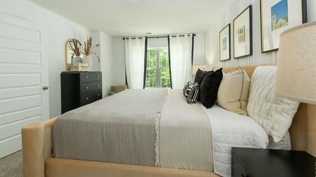 2826 Georgia Aster NW Way 13, Atlanta, GA 30318