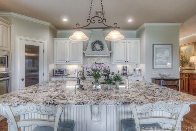 13227 S 68th Avenue E, Bixby, OK 74008