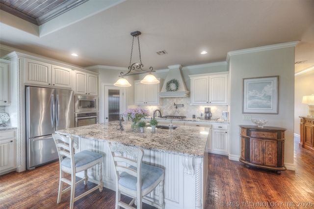 13227 S 68th Avenue E, Bixby, OK 74008