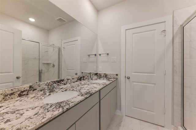1431 Mulberry Lane, Dayton, TX 77535