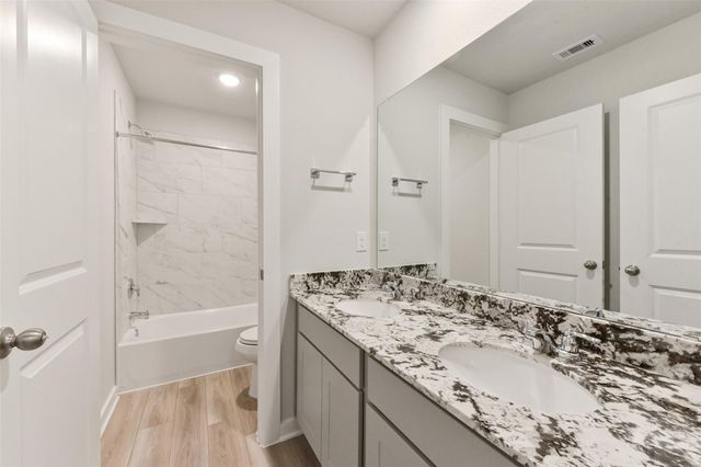 1431 Mulberry Lane, Dayton, TX 77535