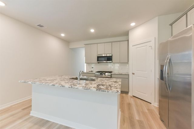1431 Mulberry Lane, Dayton, TX 77535