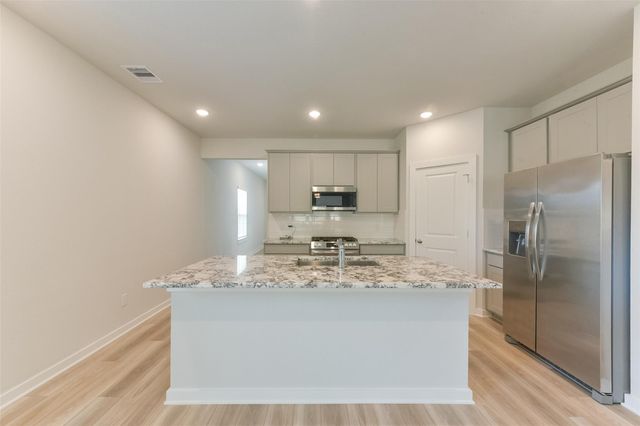 1431 Mulberry Lane, Dayton, TX 77535