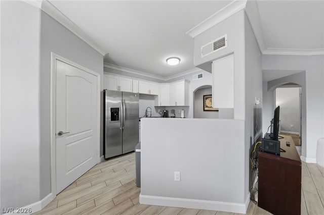 5525 West Flamingo Road 1023, Las Vegas, NV 89103