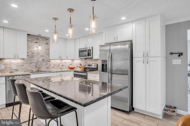 165 OLD FORD DR, Camp Hill, PA 17011
