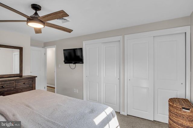165 OLD FORD DR, Camp Hill, PA 17011